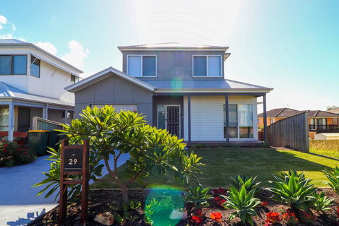 Seaside Escape - Accommodation VIC 1