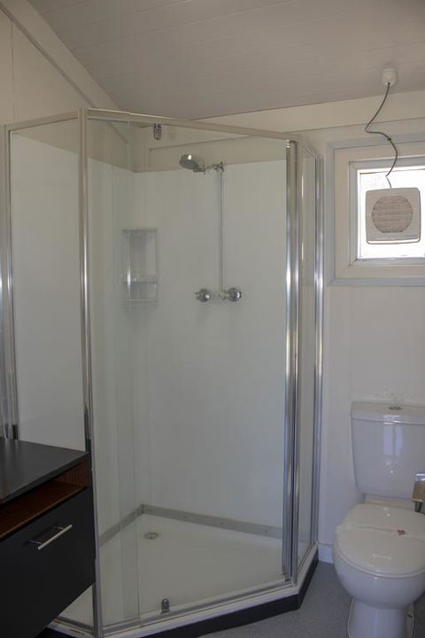 Seaspray Beach Holiday Park - Accommodation VIC 3