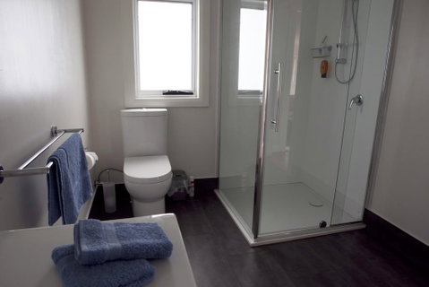 Seaview House Ulverstone - Accommodation VIC 3