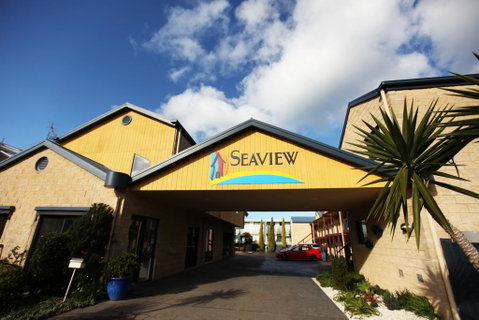 Seaview Motel & Apartments - Accommodation VIC 2