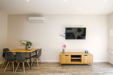Shepparton Lakeside Serviced Apartment - Accommodation VIC 2