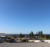 Shiloh Holiday House 14 East Street - Accommodation VIC
