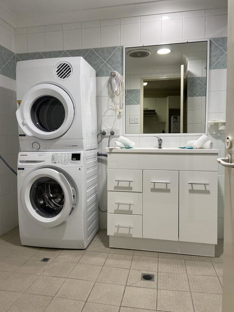 Silver Sands Resort Mandurah - Accommodation VIC 3