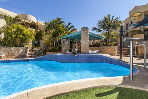 Silver Sands Resort Mandurah - Accommodation VIC 0