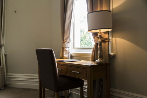 Simmers Serviced Apartments - Accommodation VIC 0