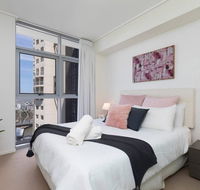 SK2 - 3BR with Pool Gym Steam Room in Story Bridge - Accommodation VIC
