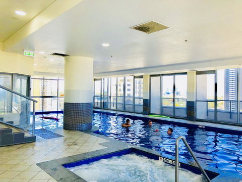 Solaire Apartments - Accommodation VIC 2