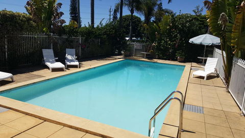 South Pacific Palms Motor Inn - Accommodation VIC 3