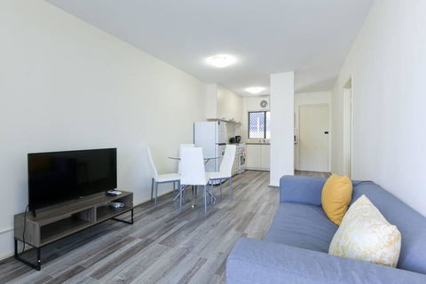 South Perth Perfect Location Free WIFI & Parking - Accommodation VIC 1