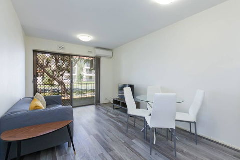 South Perth Perfect Location Free WIFI & Parking - Accommodation VIC 0