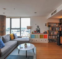Spacious 2 Bedroom Flat In Wolli Creek - Accommodation VIC