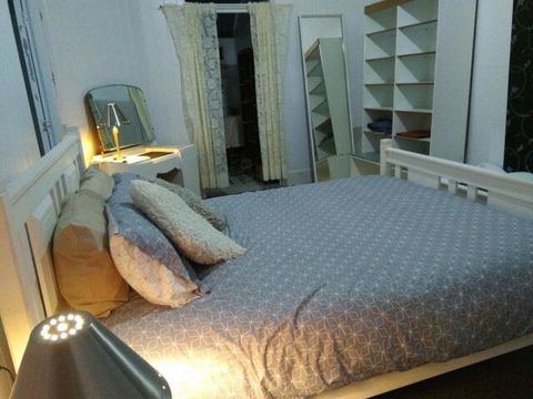 Spacious Apartment - Accommodation VIC 1