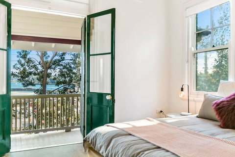Spacious Harbour View 4bd Home In Sydney CBD - Accommodation VIC 2