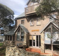 Square Bear-DPA - Accommodation VIC