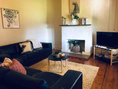 Stanton House, Central,Pets Welcome,Free WiFi&Breakfast! - Accommodation VIC 2