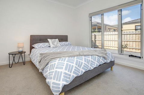Staughton Sounds - Accommodation VIC 3