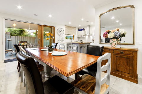 StayCentral - Rosanna Luxurious Mansion - Accommodation VIC 2