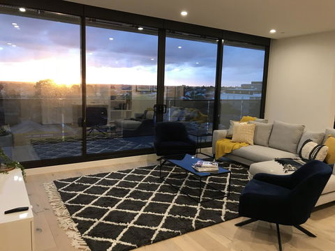 StayCentral Essendon Escape Sub-penthouse - Accommodation VIC 2