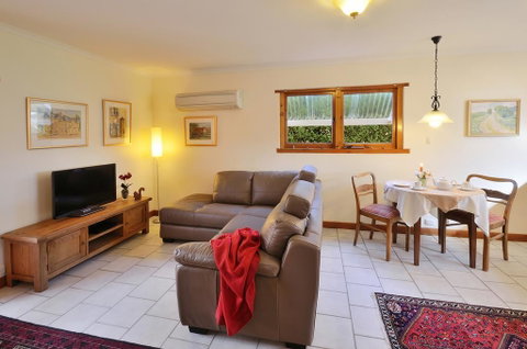 Stephanette's Cottage - Accommodation VIC 3