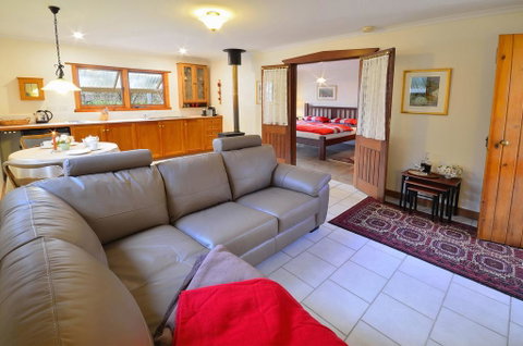 Stephanette's Cottage - Accommodation VIC 2