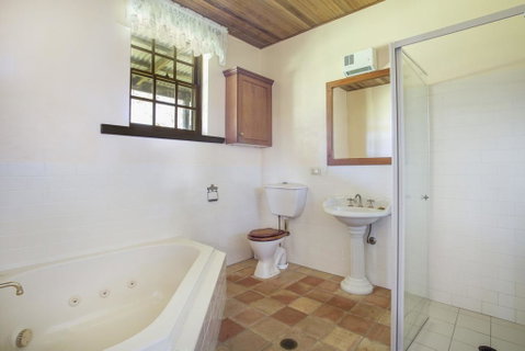 Stone Cottage - Accommodation VIC 1