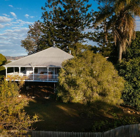 Stunning Queenslander - Accommodation VIC 0