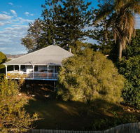 Stunning Queenslander - Accommodation VIC