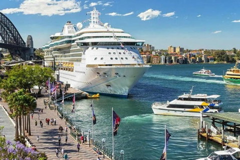 STUNNING SYDNEY HOME 5 - Accommodation VIC 1