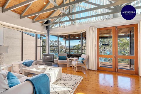STUNNING WATERFRONT ESCAPE AT DALEYS POINT - Accommodation VIC 0