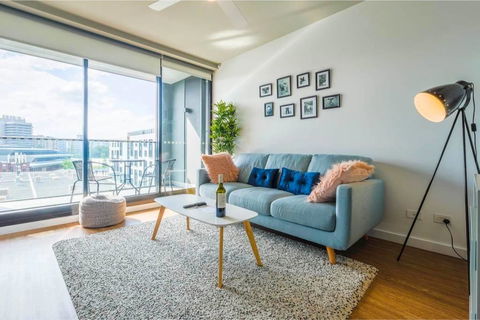 Stylish 2-bedroom Apartment In Fortitude Valley - Accommodation VIC 0