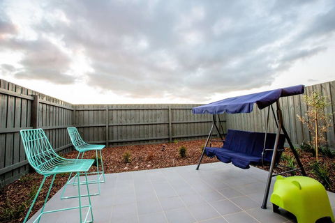 StylishTownhouse@Narre Warren/TrainStation/SC - Accommodation VIC 1