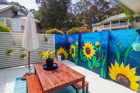 Sunflower Villa In Raffertys Resort - Accommodation VIC 0