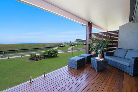 Sunrise Reef Unit 2 - Lennox Head - Accommodation VIC 0