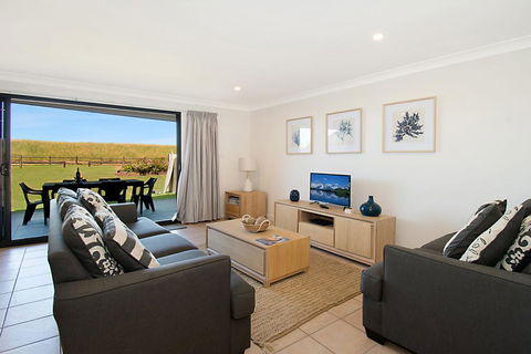 Sunrise Reef Unit 4 - Lennox Head - Accommodation VIC 3