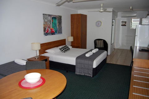 Sunseeker Motel - Accommodation VIC 2