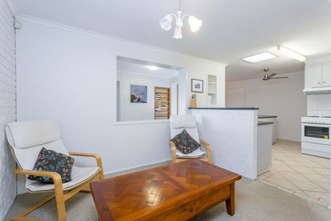 Sunyata Beach House - Rainbow Beach, Beachside Escape With A Pool, Pet Friendly And Wi-Fi - Accommodation VIC 2