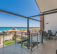 Surf and Sun in Silver Sands - Accommodation VIC