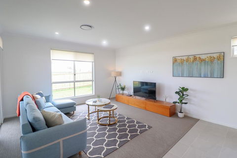 Surfers Paradise At Catherine Hill Bay - Accommodation VIC 3