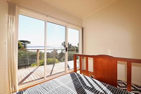 Surfside - Accommodation VIC 2