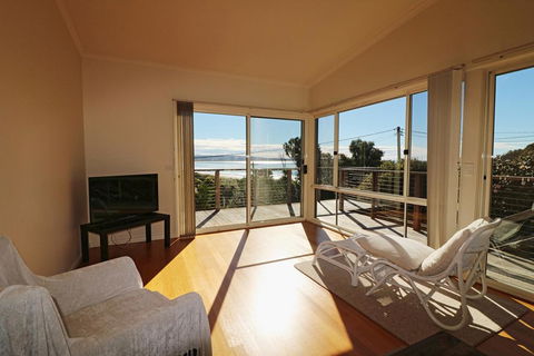 Surfside - Accommodation VIC 0