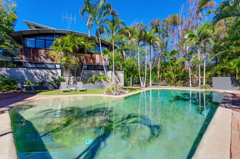 Surfside Beach House 17 - Rainbow Shores, Swimming Pool, 2 Minute Walk To Beach, Air Conditioning, Relax Here - Accommodation VIC 1