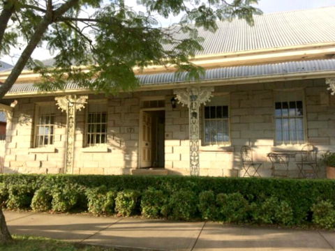 Surgeon's Cottage - Accommodation VIC 0