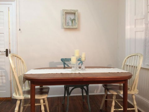 Surgeon's Cottage - Accommodation VIC 2