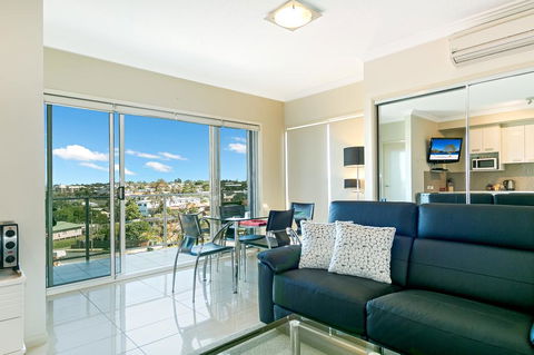 Suttons Beach Apartments - Accommodation VIC 2