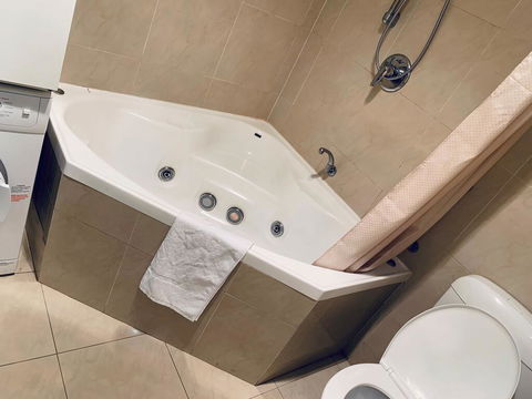Swan Valley Oasis Resort - Accommodation VIC 1