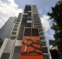 Sydney 1 Bed Modern Self Contained Apartment 402ALB - Accommodation VIC