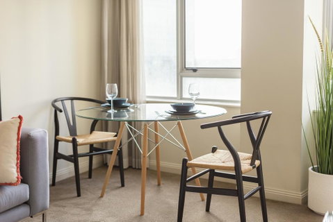 Sydney CBD 1 Bedroom Self-Contained Apartment With Spectacular Sydney Harbour View (1312 BRG) - Accommodation VIC 3