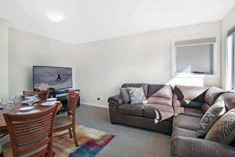 T-Bar On Twynam - Accommodation VIC 2