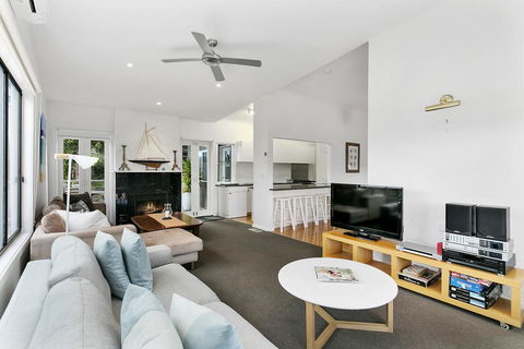 Tallarook Beach House - Very Close To Beach - Accommodation VIC 1