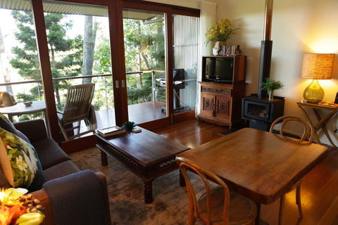 Taman Sari Private Pavilions - Accommodation VIC 1